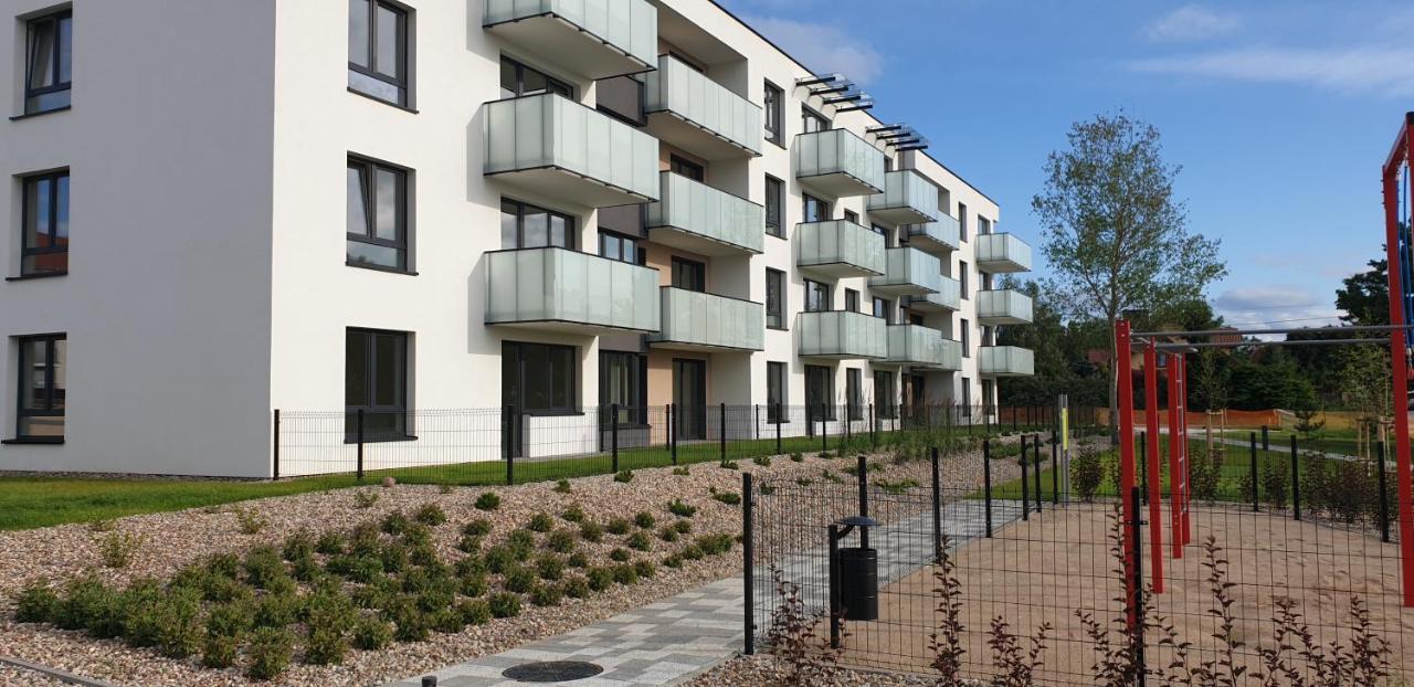 Nowoczesny Apartament Ludova Biskupiec  Eksteriør billede