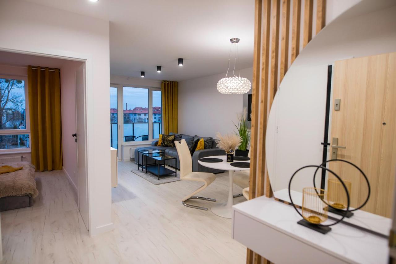 Nowoczesny Apartament Ludova Biskupiec  Eksteriør billede