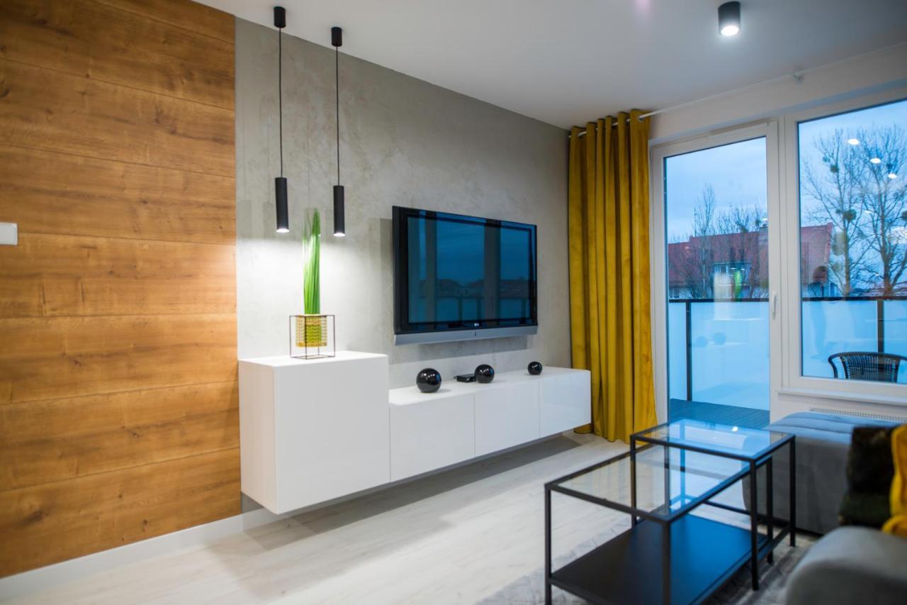 Nowoczesny Apartament Ludova Biskupiec  Eksteriør billede